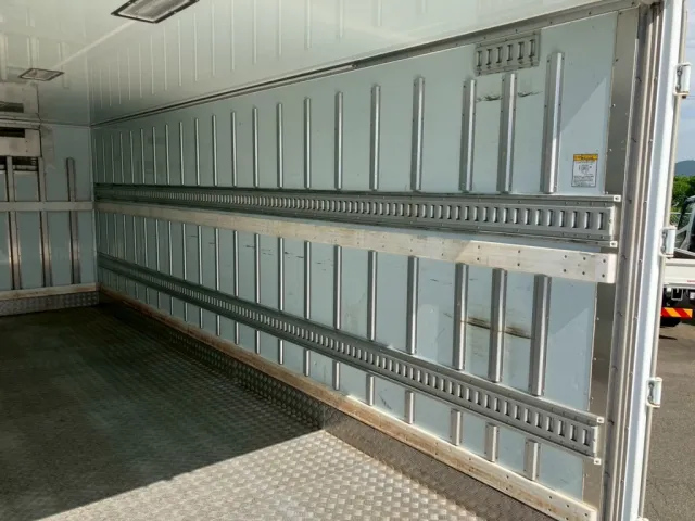 日野 レンジャー 2KG-FD2ABG(2WD)の写真15