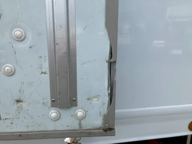 日野 レンジャー 2KG-FD2ABG(2WD)の写真20