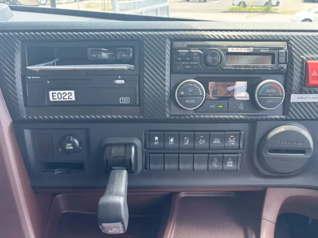 日野 プロフィア 2DG-FS1AHCの写真27