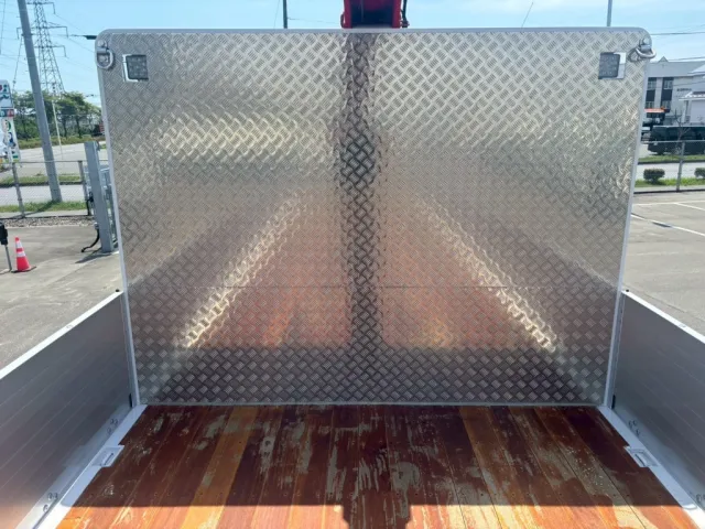 プロテクターの状態です。|日野 プロフィア 2DG-FS1AHCの写真11