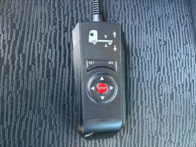 エアサスのコントローラーです。|三菱 スーパーグレート 2RG-FP84VERの写真21