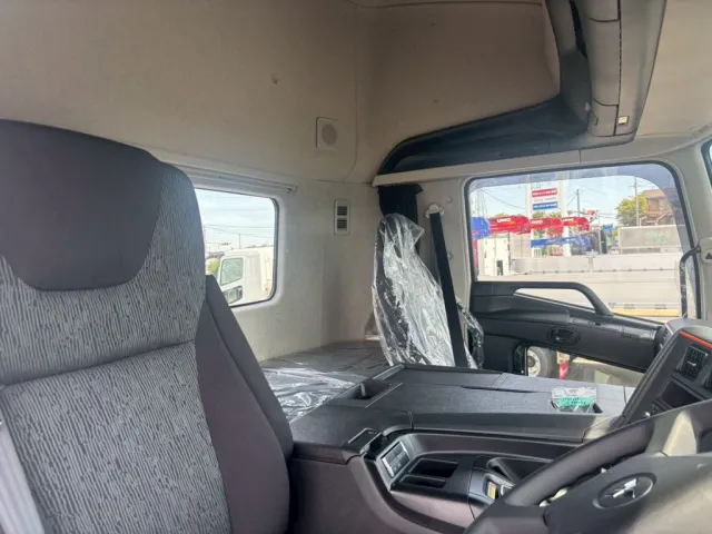 スーパーハイルーフです。|三菱 スーパーグレート 2RG-FP84VERの写真6