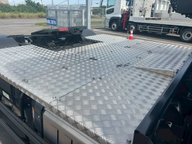 踊り場の状態です。|三菱 スーパーグレート 2RG-FP84VERの写真11