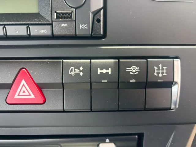 デフロック・PTO付きです。|三菱 スーパーグレート 2RG-FP84VERの写真19