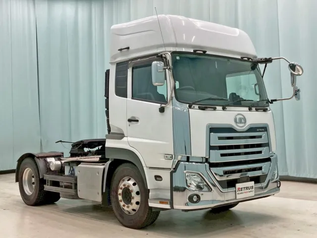 ホイールはアルミ製です。|UDトラックス クオン 2PG-GK5AADの写真2