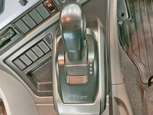 エスコットⅥです。|UDトラックス クオン 2PG-GK5AADの写真22