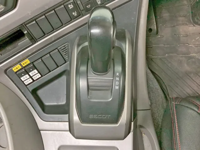 エスコットⅥです。|UDトラックス クオン 2PG-CG5CEの写真34