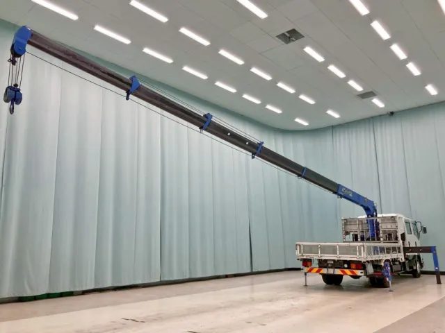 いすゞ フォワード TKG-FRR90S2(2WD)の写真4