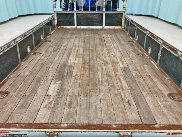 いすゞ フォワード TKG-FRR90S2(2WD)の写真13