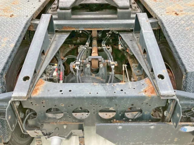 いすゞ ギガ 2DG-EXZ52CKの写真7