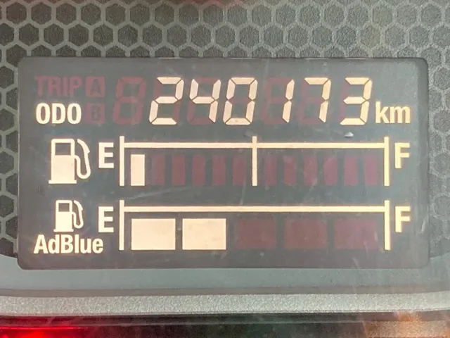 いすゞ ギガ 2DG-EXZ52CKの写真22