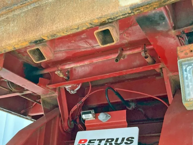 リヤゲートロックの開閉は手動式です。(拡大図)|東邦 TF36H2C3改の写真27