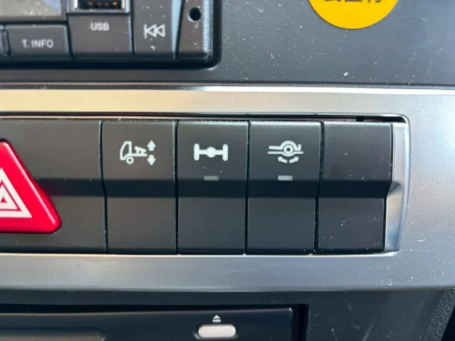 デフロック付きです。|三菱 スーパーグレート 2PG-FP74HERの写真21