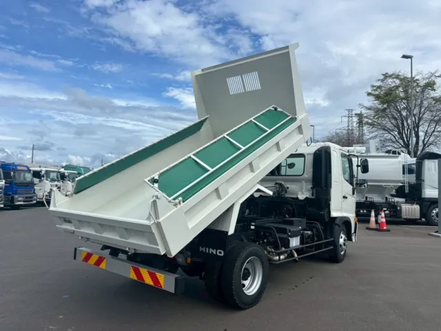 日野 レンジャー 2KG-FD2ABA(2WD)の写真4