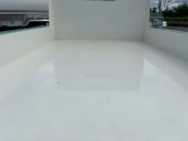 床は鉄板です。|日野 レンジャー 2KG-FD2ABA(2WD)の写真11