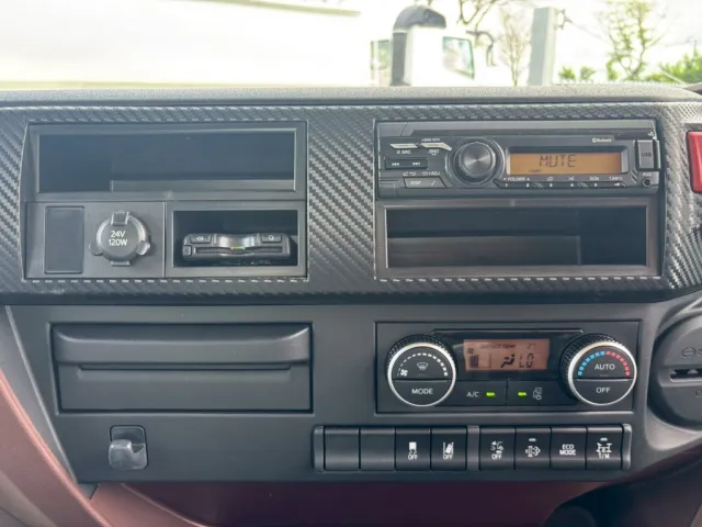 日野 レンジャー 2KG-FD2ABA(2WD)の写真27