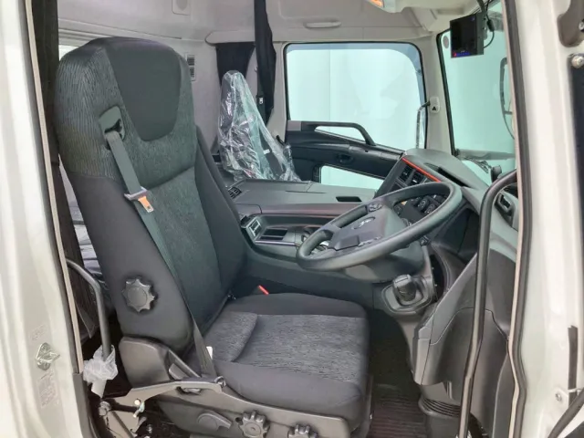 ハイルーフキャビンです。|三菱 スーパーグレート 2PG-FV80VZの写真7