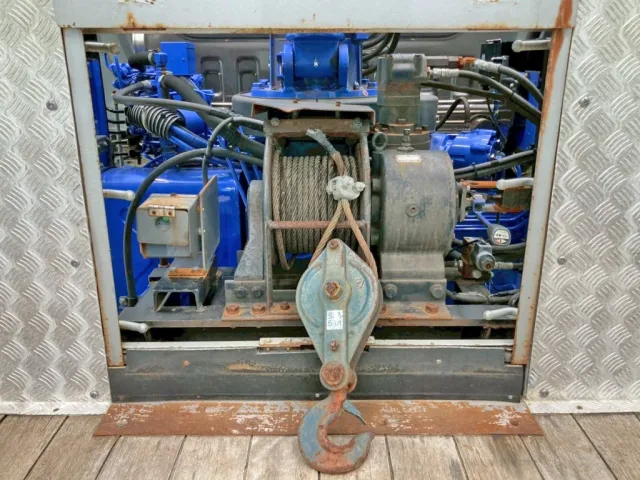 ウインチの状態です。|いすゞ フォワード QPG-FTR34S2の写真13