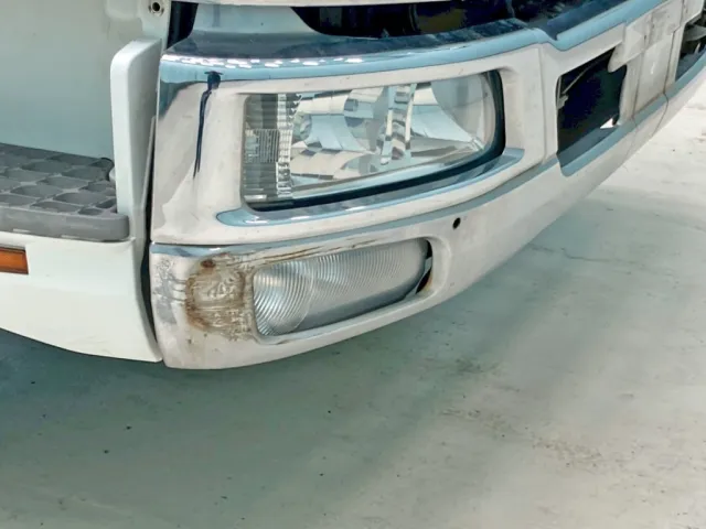 フロントバンパー運転席側にキズがあります。|三菱 ファイター TKG-FK64F(2WD)の写真33