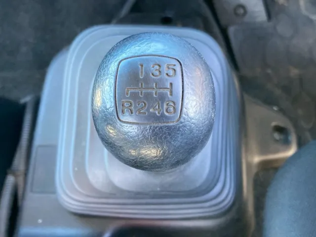 6速MTです|日野 レンジャー TKG-FC9JKAA(2WD)の写真20