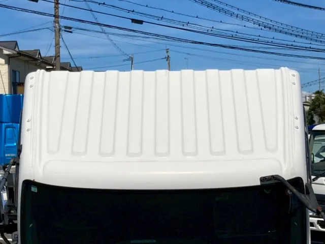 キャブ天井の状態|日野 レンジャー TKG-FC9JKAA(2WD)の写真23