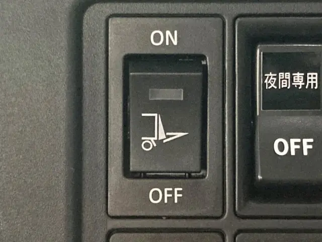 ゲートのメインスイッチです。|日野 レンジャー 2KG-FD2ABG(2WD)の写真31