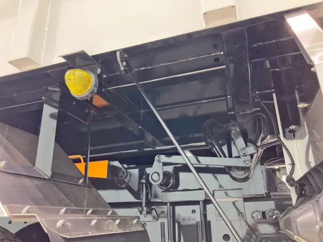 シャーシとネタの状態です。(縦ネタ・横ネタは鉄製です)|三菱 スーパーグレート 2PG-FV70HYの写真6