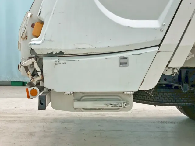 ボディー後方運転席側に引きキズがあります。|日野 レンジャー TKG-FC9JGAA(2WD)の写真31