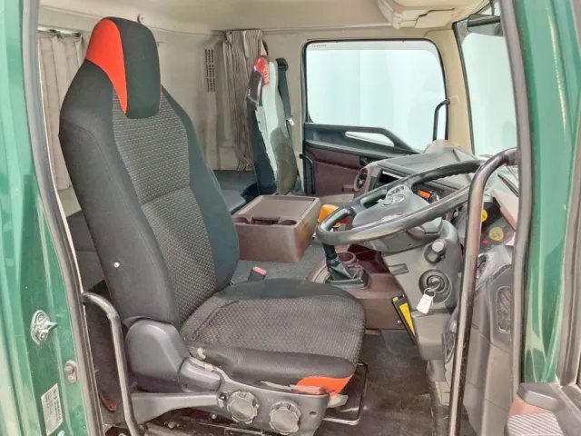 日野 プロフィア 2DG-FS1AGAの写真7