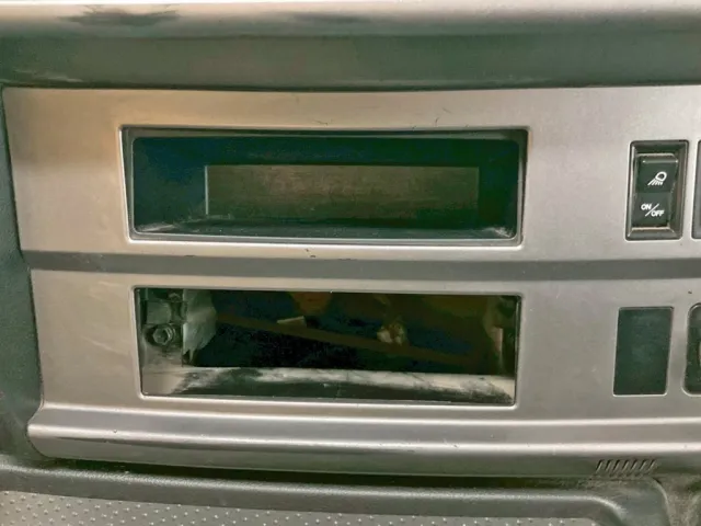 コンソールボックスが欠品しています。|日野 プロフィア QKG-FS1EKDAの写真46