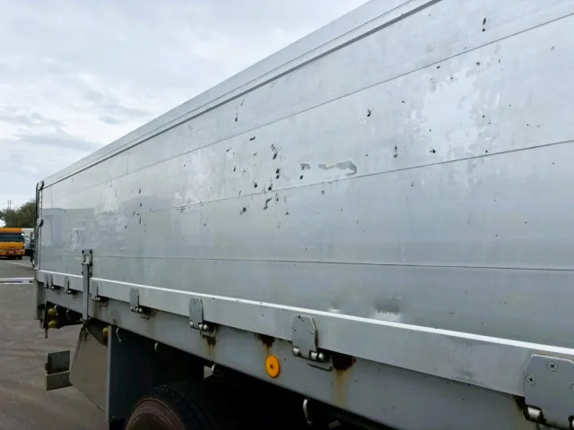 運転席側アオリ後方にヘコミあります。|フルハーフ  DFPFH341Aの写真23