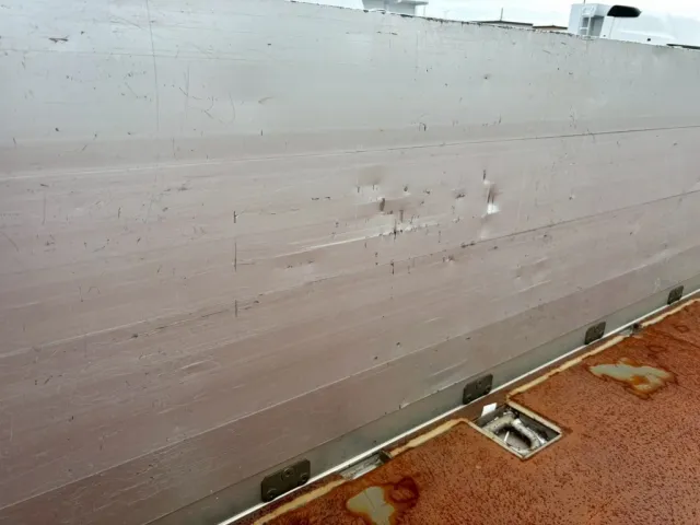 運転席側アオリ前方内側にヘコミあります。|フルハーフ  DFPFH341Aの写真25