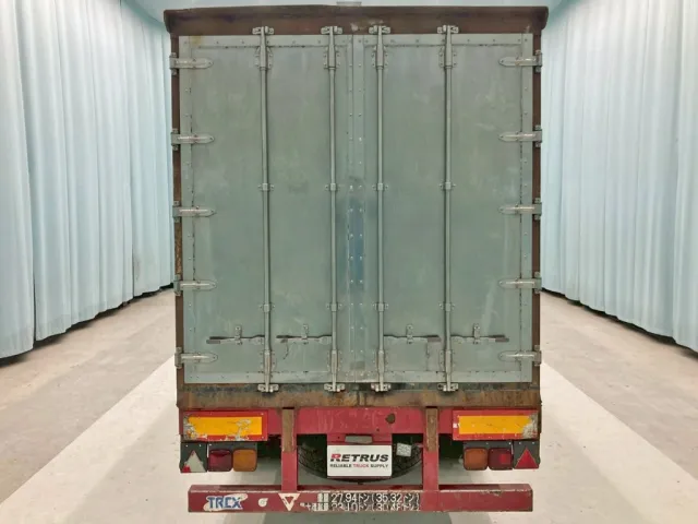 リヤ蝶番・ハンマーロック・キャッチはステンレス製です。|トレクス  NCCTB34081の写真11