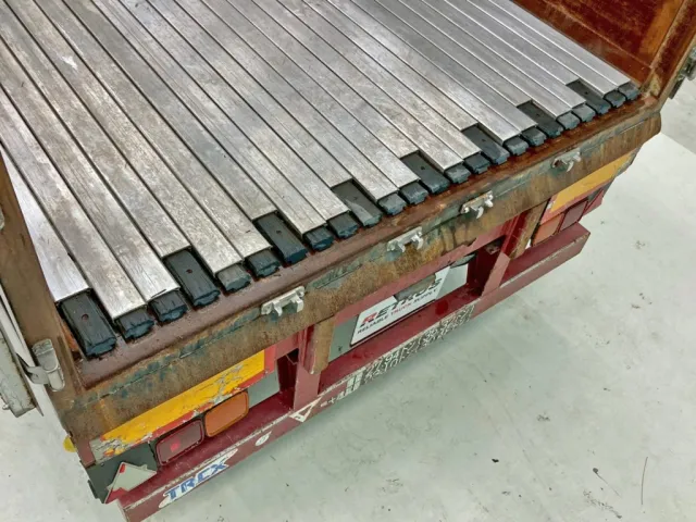 ムービングフロアーです。|トレクス  NCCTB34081の写真14