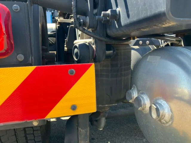 エアサスです。|UDトラックス クオン 2PG-GK5AADの写真5