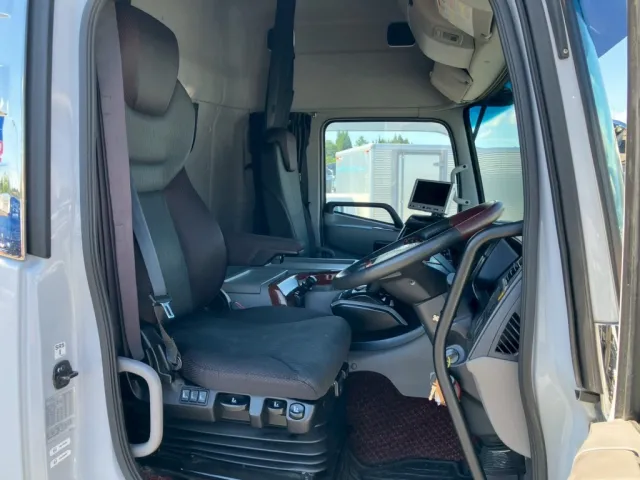 UDトラックス クオン 2PG-GK5AADの写真8