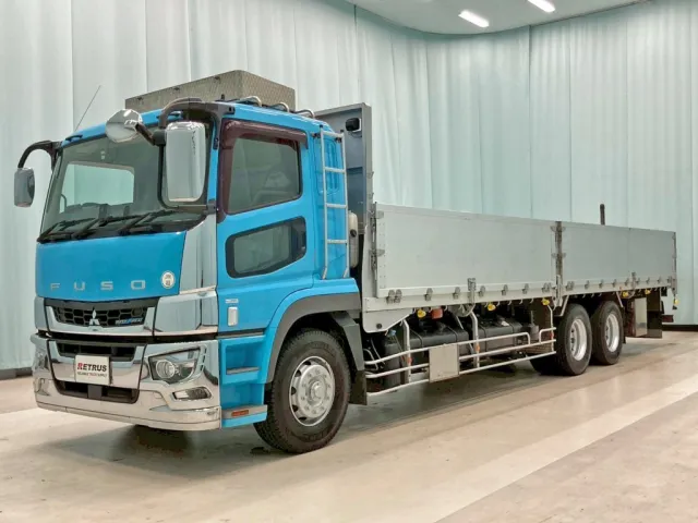 フロント周り、メッキパーツで飾っています。|三菱 スーパーグレート 2PG-FU74HZの写真1