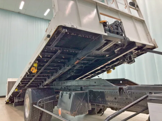 いすゞ フォワード TKG-FRR90S1(2WD)の写真11