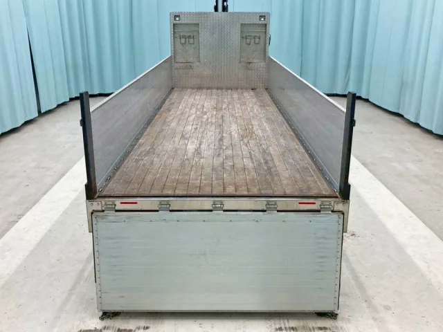 UDトラックス クオン 2PG-CD5BAの写真9