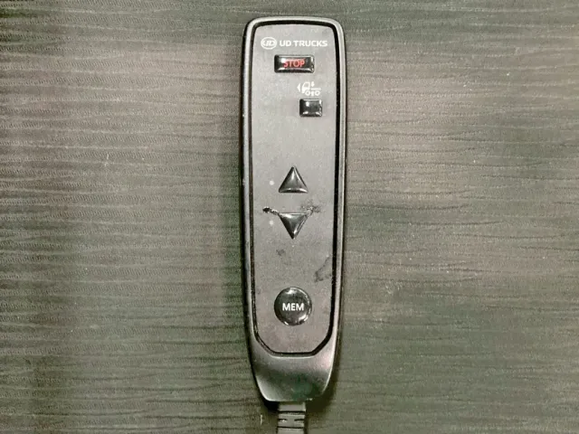 エアサスのコントローラーです。|UDトラックス クオン 2PG-CD5BAの写真31