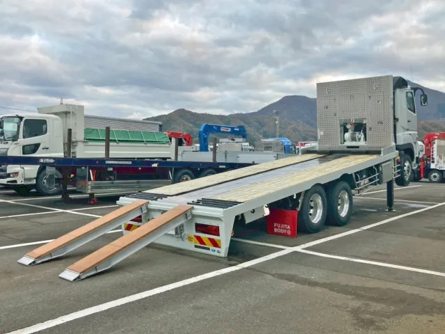 三菱 スーパーグレート 2PG-FV80VYの写真4