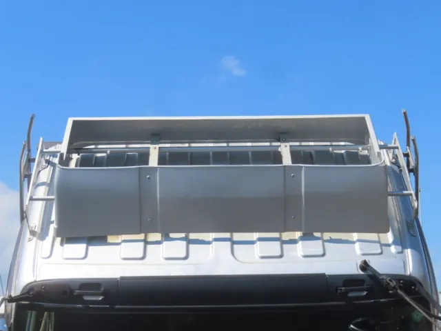 いすゞ ギガ LKG-CYJ77Aの写真34