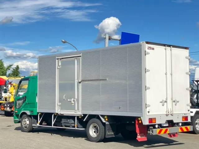 三菱 ファイター 2KG-FK62F(2WD)の写真3