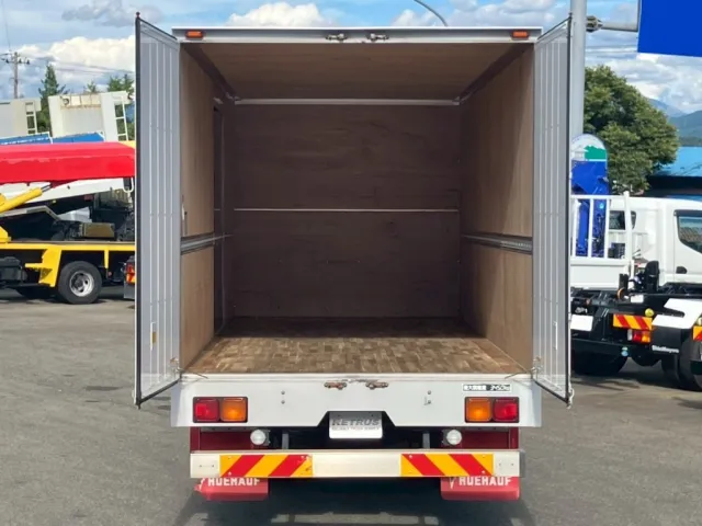 三菱 ファイター 2KG-FK62F(2WD)の写真10