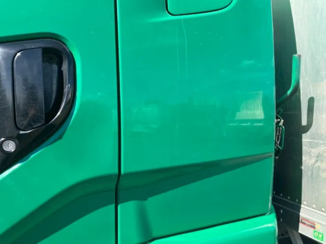 三菱 ファイター 2KG-FK62F(2WD)の写真17