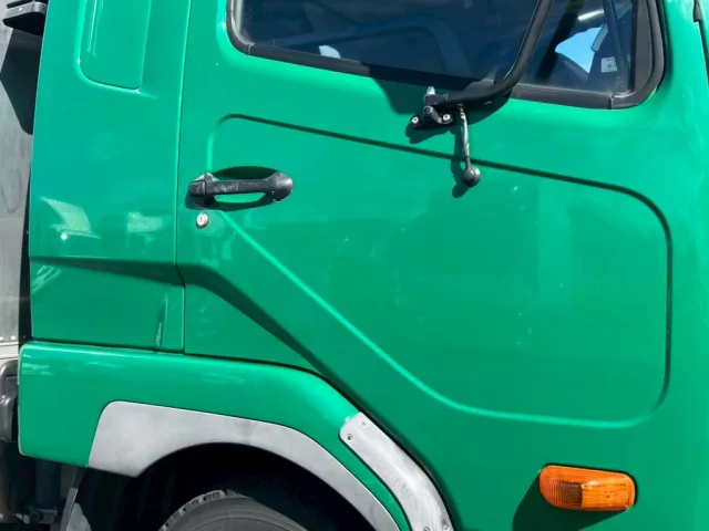 三菱 ファイター 2KG-FK62F(2WD)の写真24