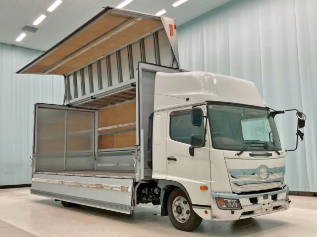 日野 レンジャー 2PG-FD2ABG(2WD)の写真2