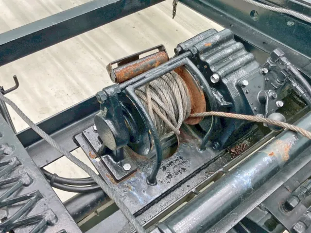 ワイヤーは乱巻き状態です。|いすゞ フォワード TKG-FRR90S2(2WD)の写真13