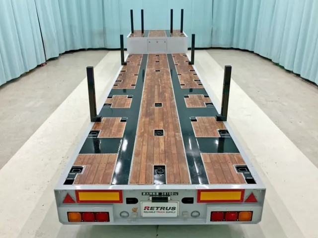 床は板張りです。|トレクス  PLB34114改の写真9