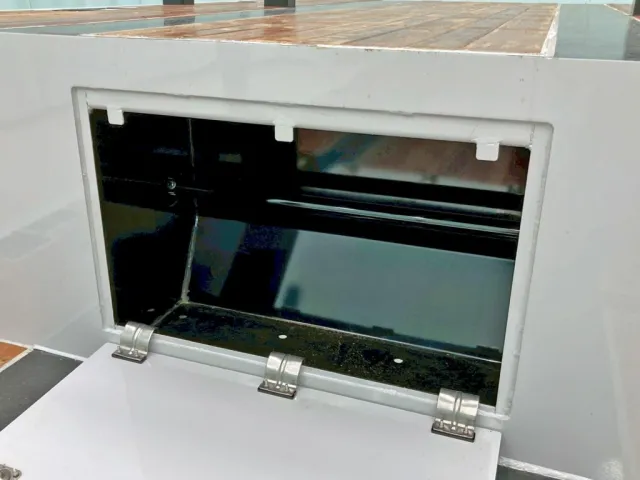 段落ち部分に物入れが付いています。|トレクス  PLB34114改の写真12